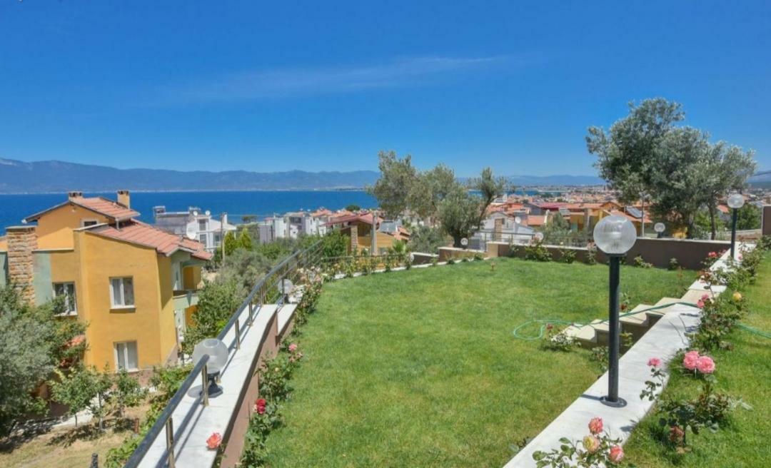 Erpey Ferah Apart Otel Burhaniye Bagian luar foto