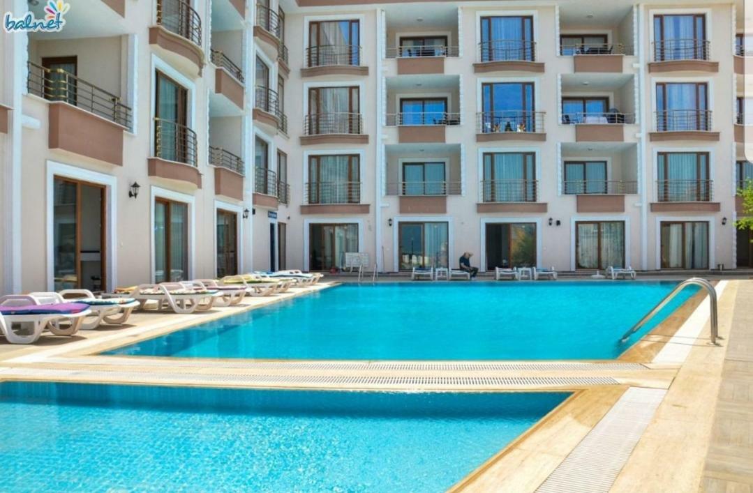 Erpey Ferah Apart Otel Burhaniye Bagian luar foto