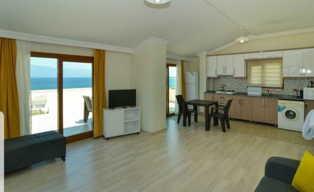 Erpey Ferah Apart Otel Burhaniye Bagian luar foto